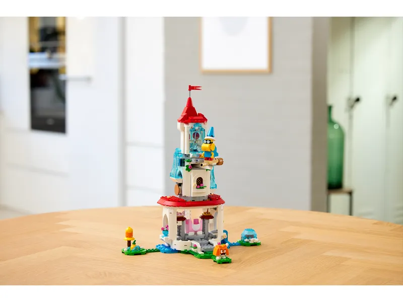 Cat Peach Suit and Frozen Tower Expansion Set